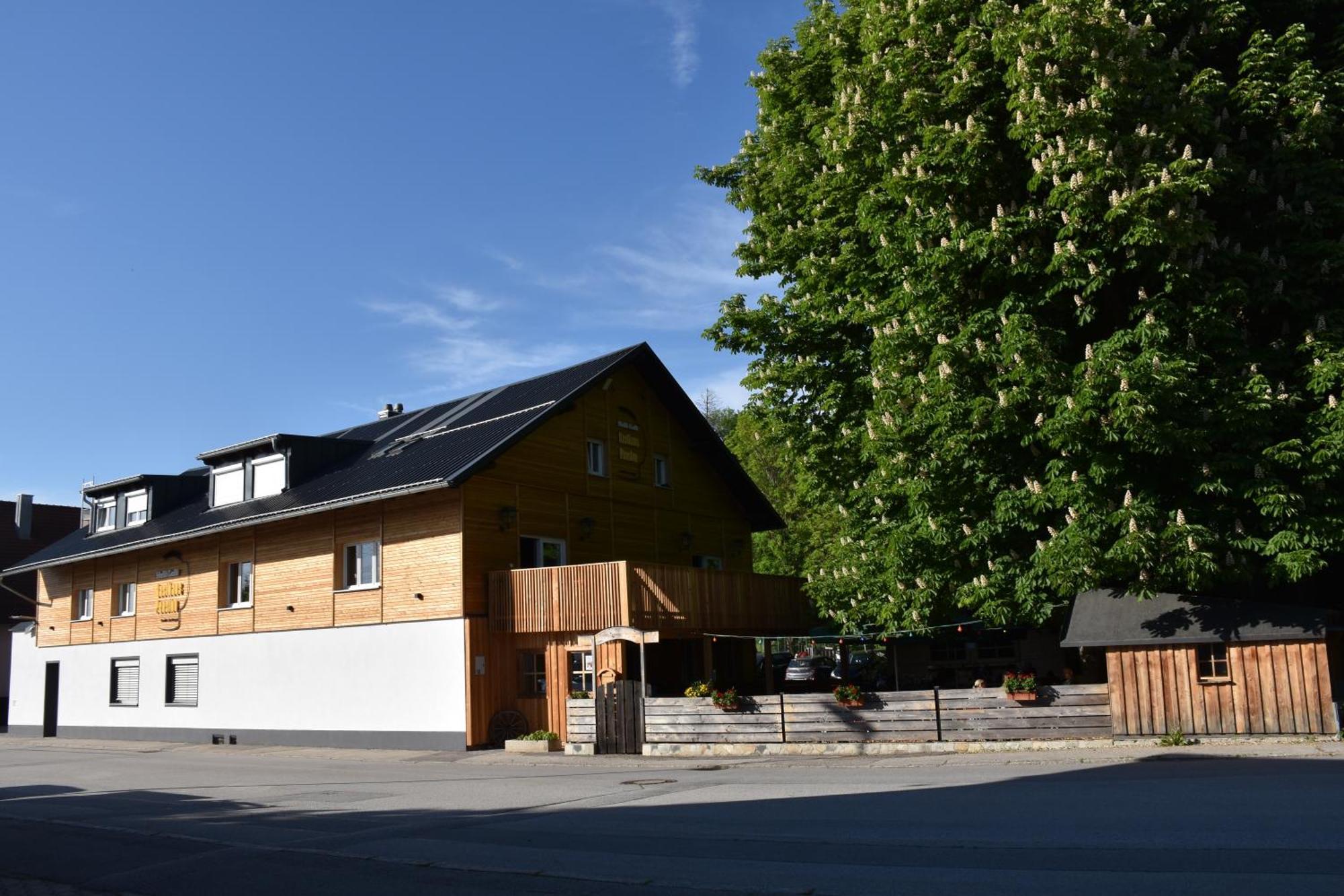 Gasthaus Und Pension Halli-Galli พัสเซา ภายนอก รูปภาพ